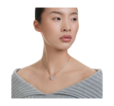 SWAROVSKI SWAN PENDANT