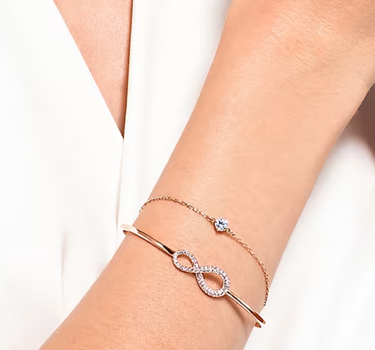 SWAROVSKI INFINITY BANGLE