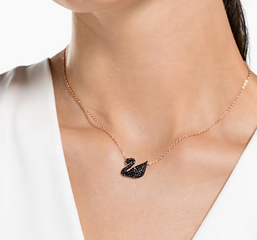 SWAROVSKI ICONIC SWAN PENDANT