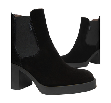 NERO GIARDINI SUEDE CHELSEA BOOTS