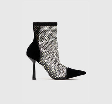 KARL LAGERFELD  PANDARA II ANKLE BOOT IN BLACK