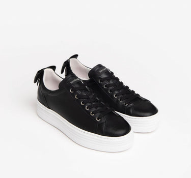 NERO GIARDINI TRAINERS PLATFORM