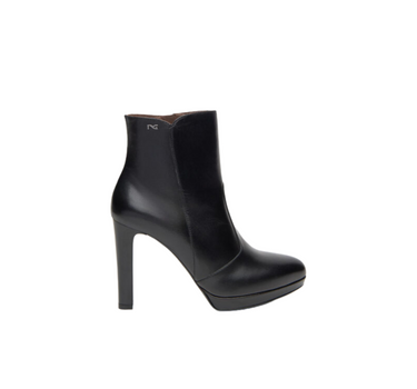 NERO GIARDINI ANKLE BOOTS IN BLACK