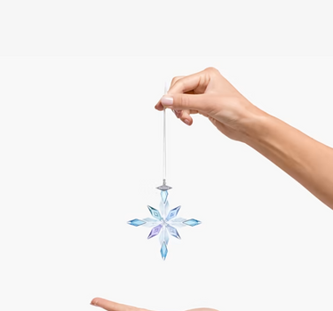 SWAROVSKI FROZEN 2 SNOWFLAKE ORNAMENT IN BLUE