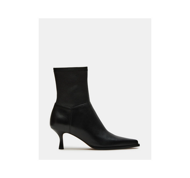 STEVE MADDEN STASIA BOOT IN BLACK